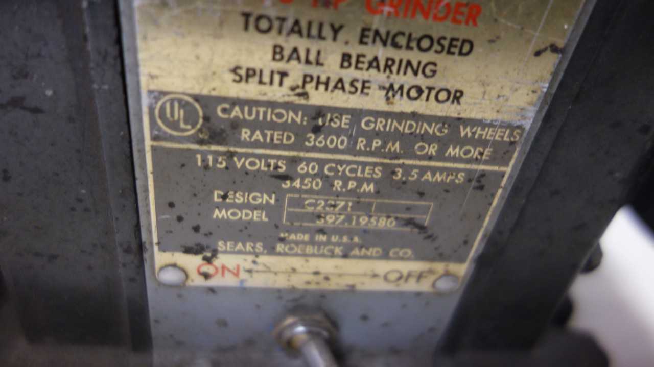CRAFTSMAN C2371 1/3HP BENCH GRINDER - GRINDING MACHINES