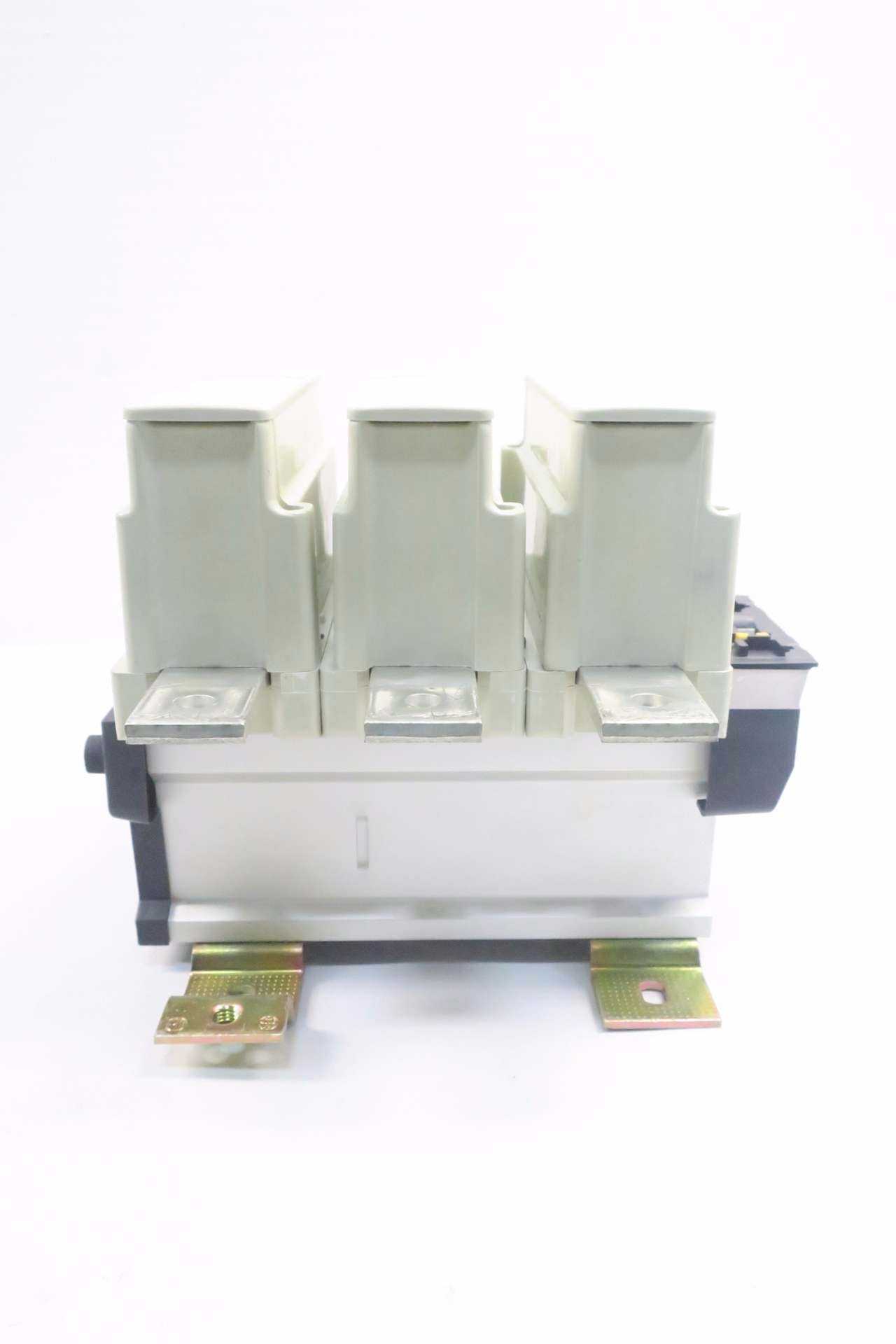 TELEMECANIQUE LC1F630 900 AMP CONTACTOR - MISCELLANEOUS