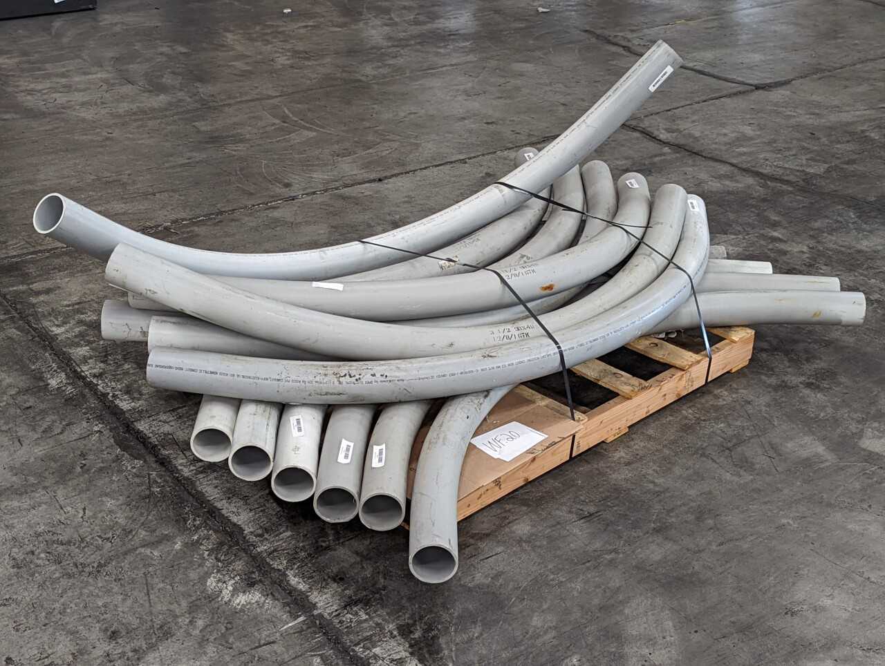 [IPEX - 13QTY] "3-1/2-SCH-40" PVC Conduit Elbow 3.5in - CONDUIT FITTING
