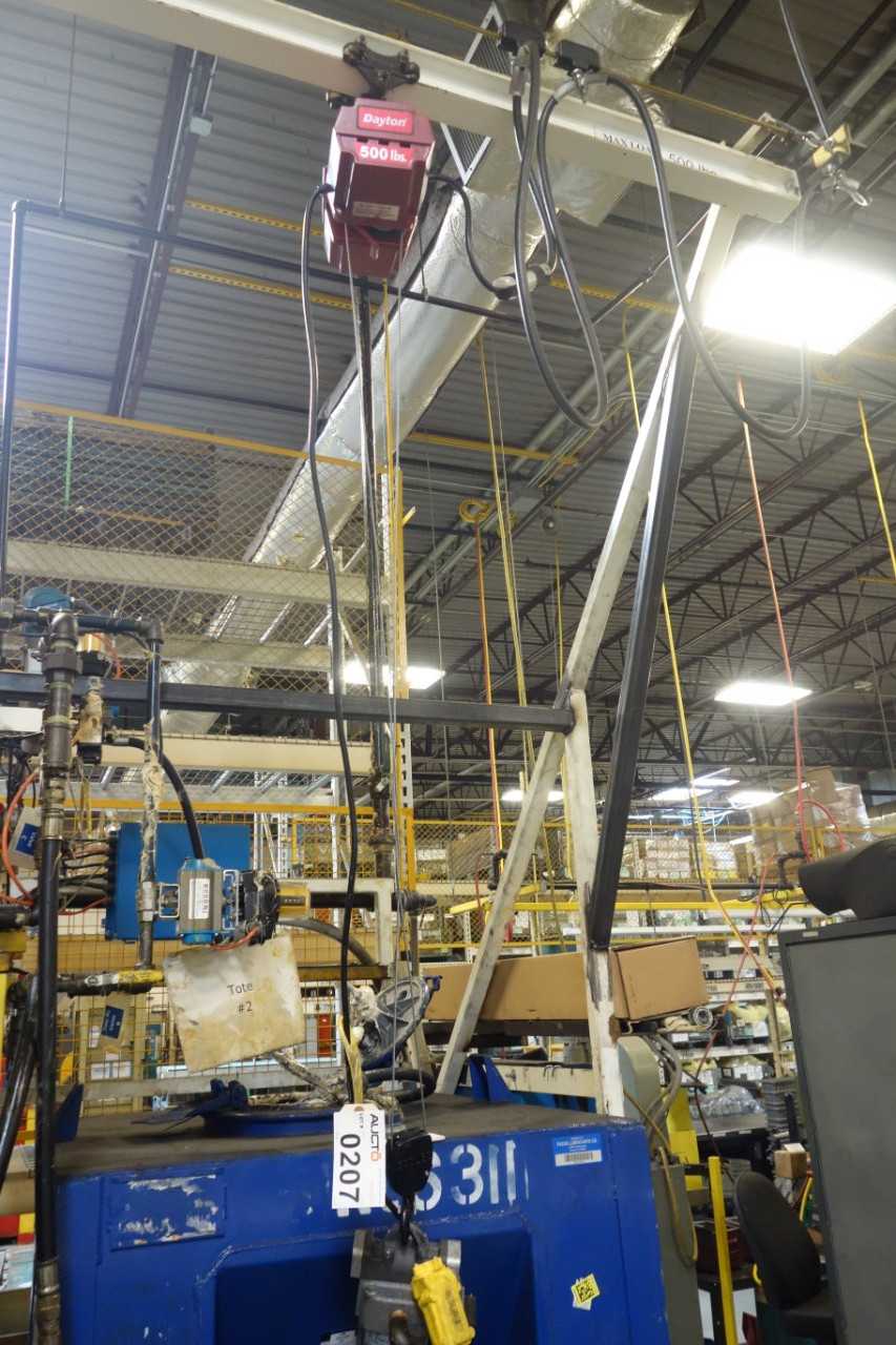 Dayton  500lb electric hoist with manual trolley - LIFTING EQUIPMENT