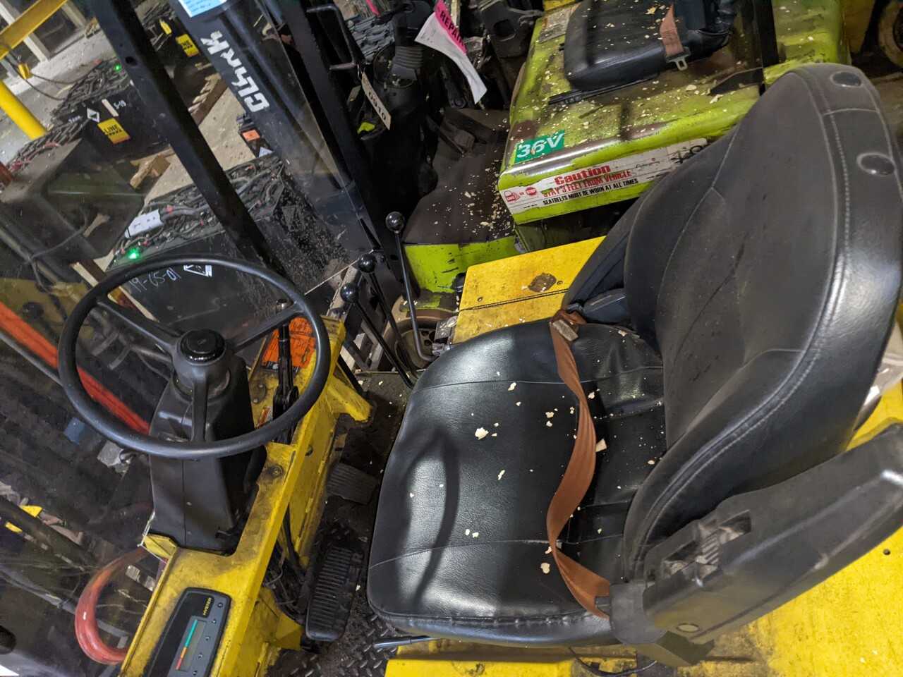 2006 HYSTER E100ZS 10,000-LB. CAPACITY, ELECTRIC FORKLIFT NO BATTERY - FORKLIFTS