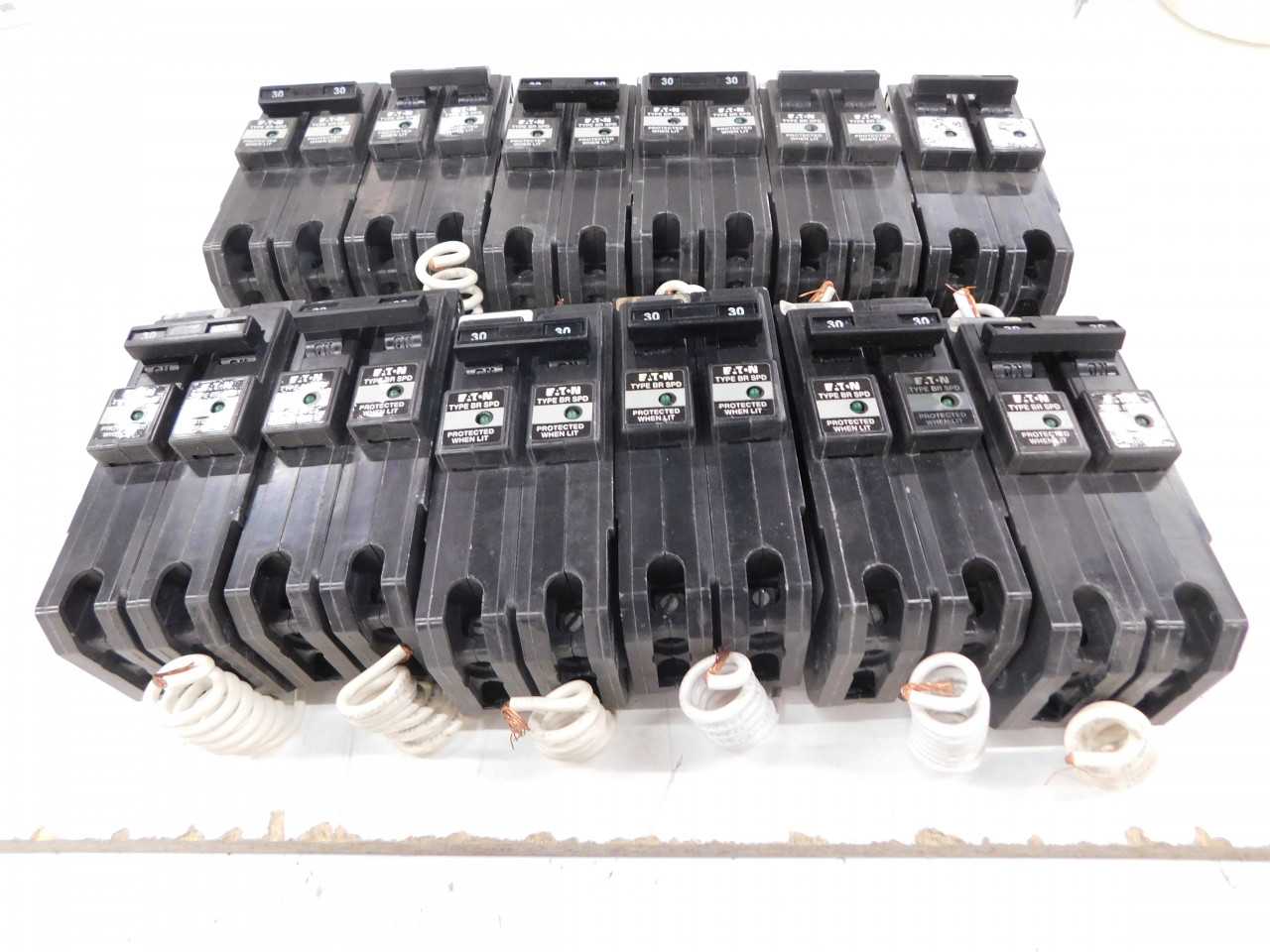 Lot of Quantity 12x BR230SUR MCB/Residential Circuit Breakers - CIRCUIT BREAKERS