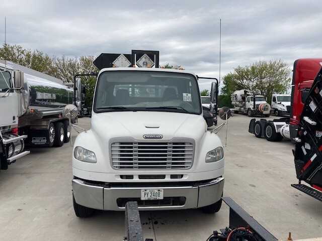 2010 Freightliner - HYDRO EXCAVATOR TRUCKS
