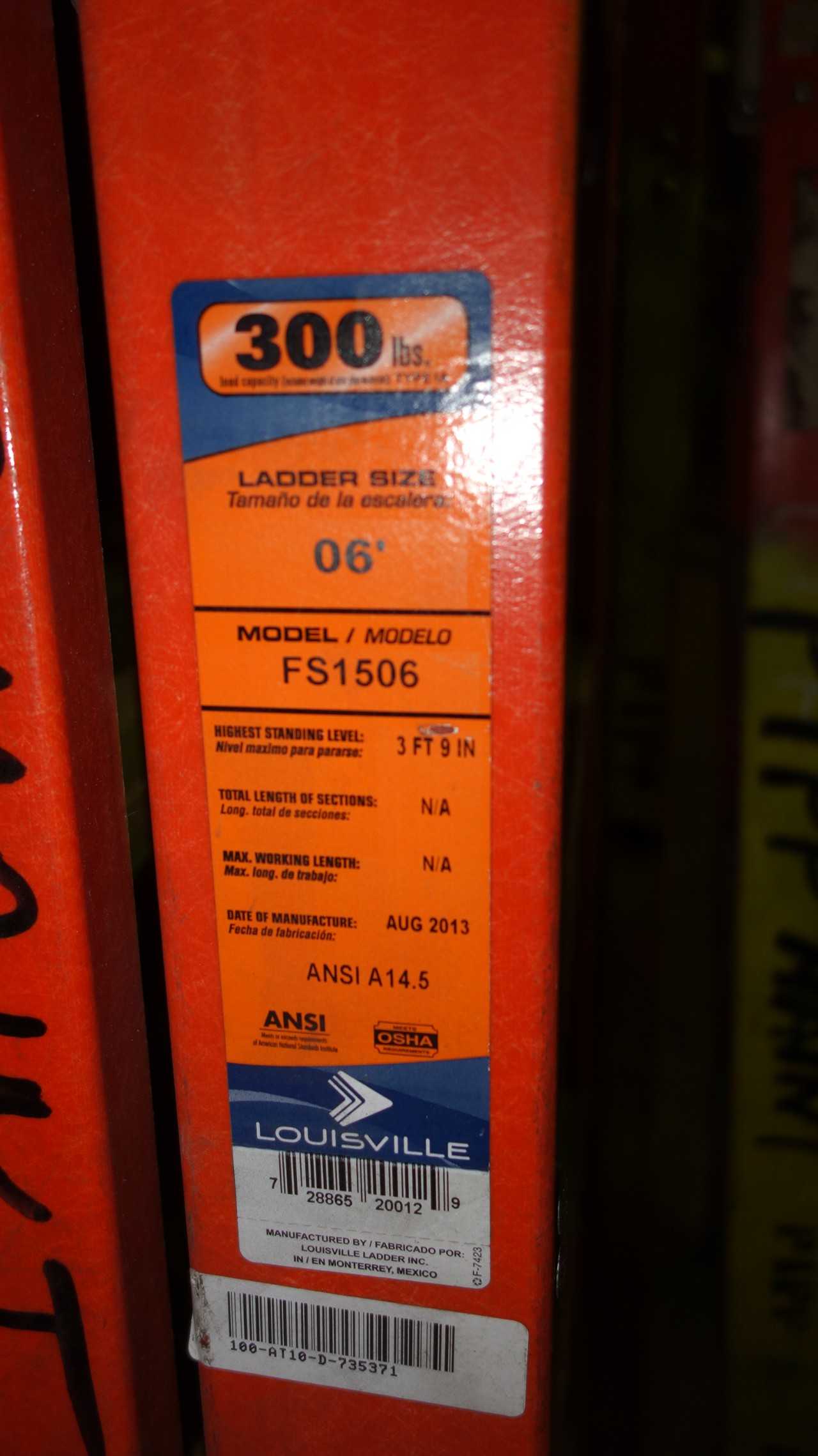 LOT OF ASSORTED FIBERGLASS LADDERS - MISCELLANEOUS