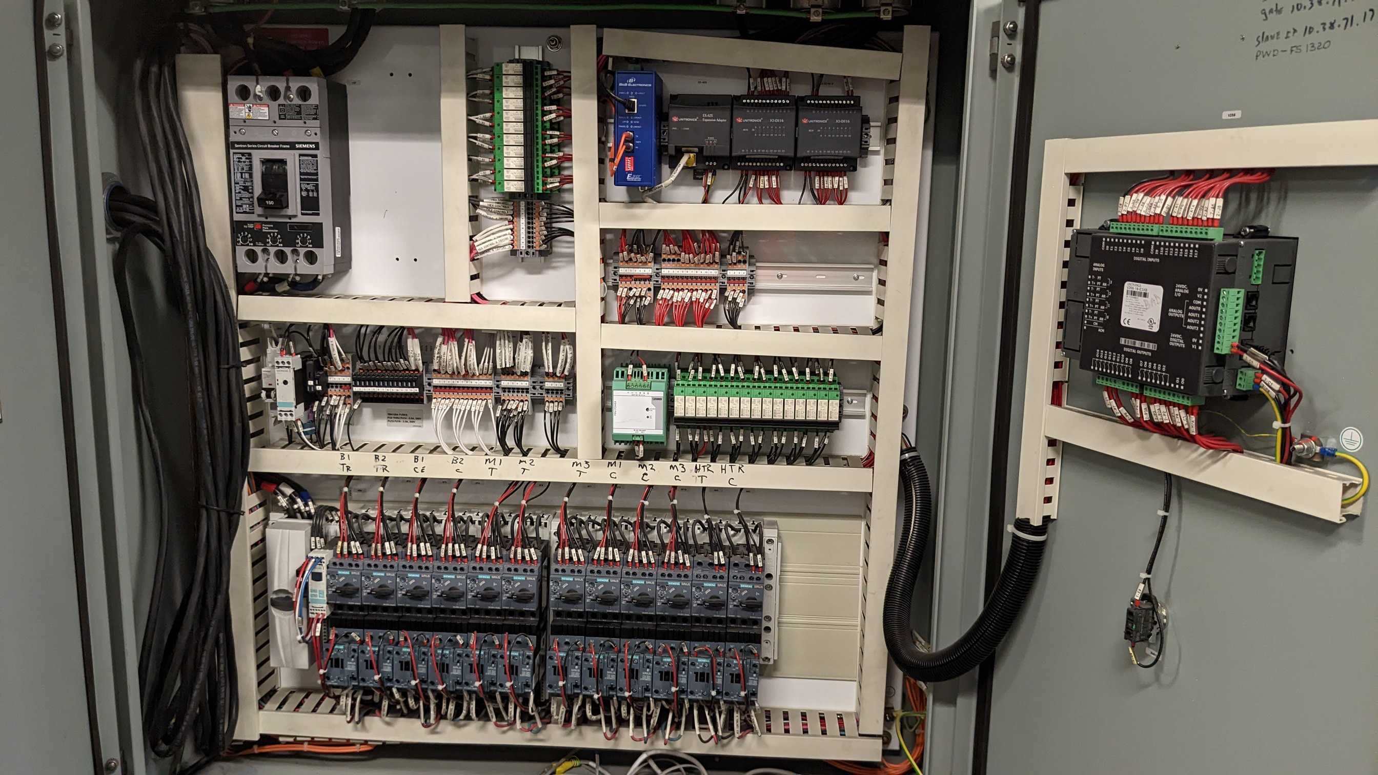 SIEMENS CONTROL PANEL - AUTOMATION & CONTROLS
