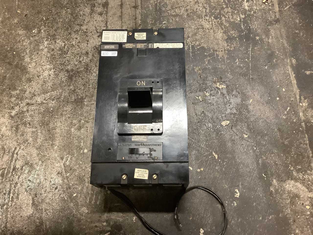 Lot of 1 Square D LAL364001021 Circuit Breaker 400amp - CIRCUIT BREAKERS