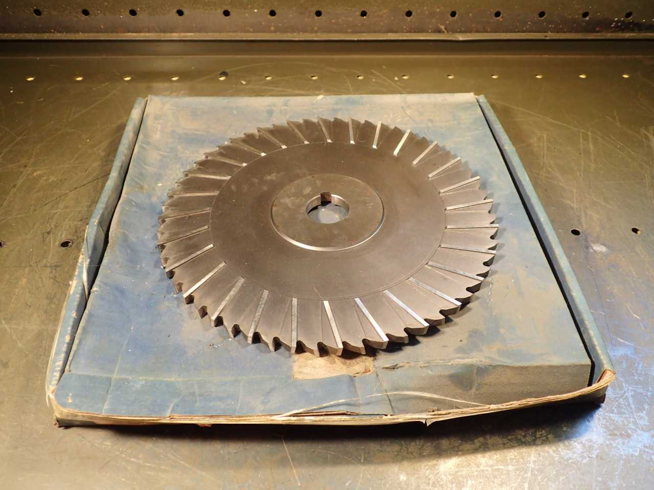 10" x 3/8" x 1-1/4" Arbor Hole Staggered Tooth Horizontal Mill Milling Cutter - MILLING TOOLS