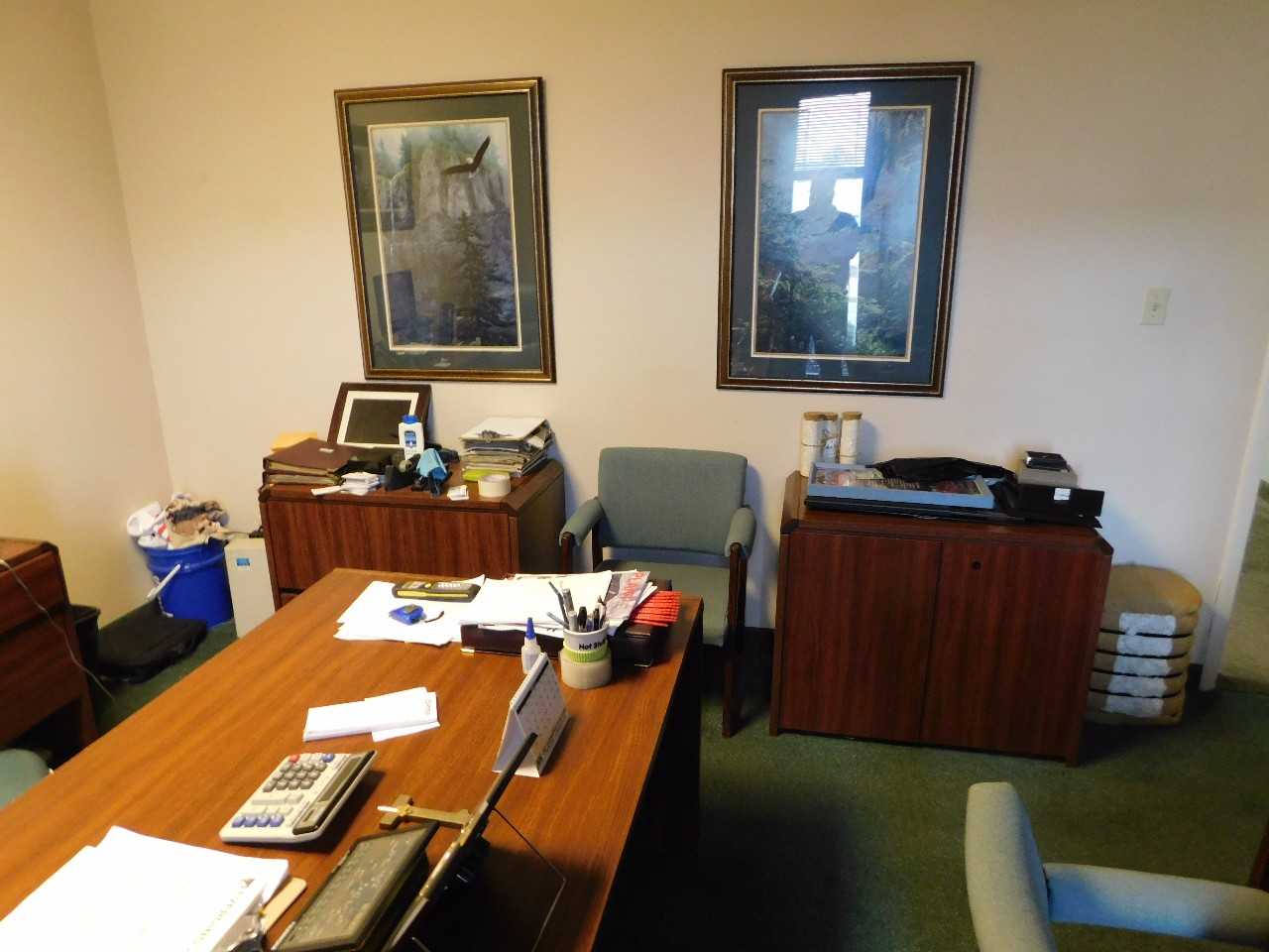 Executive office furniture - PLANT & FACILITY