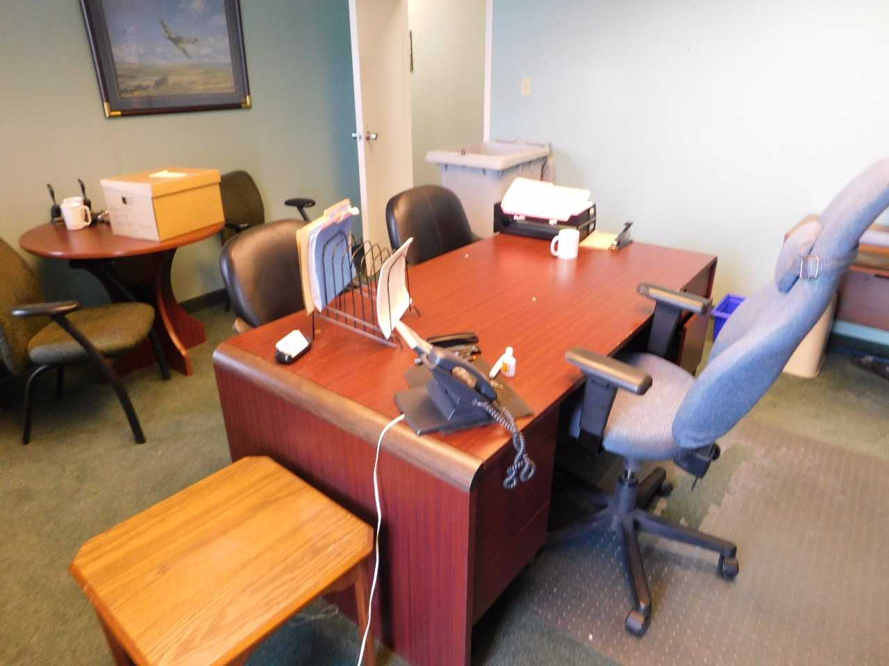 Executive office furniture - PLANT & FACILITY