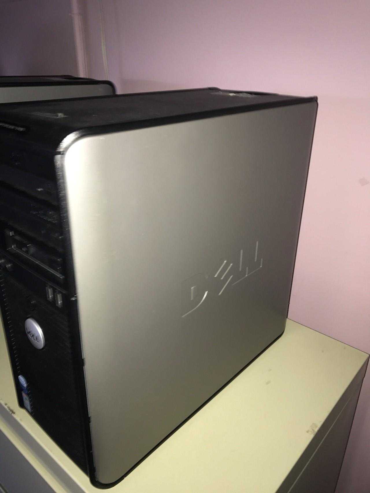Dell Desktop Computer with Monitor, Mouse and Keyboard - MISCELLANEOUS