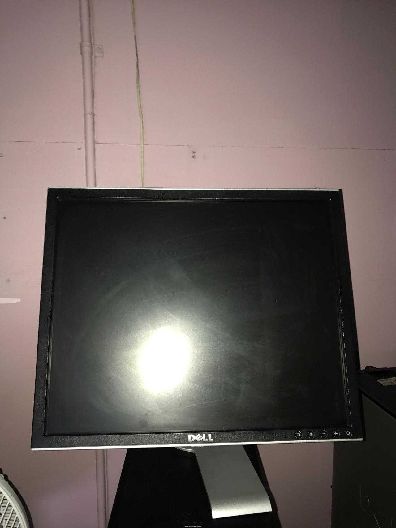 DELL Desktop Computer with, Monitor, Keyboard, and Mouse - MISCELLANEOUS