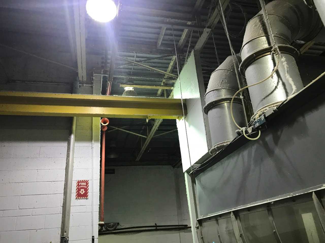 4 100 Ft Rail current used with lifts  - MISCELLANEOUS