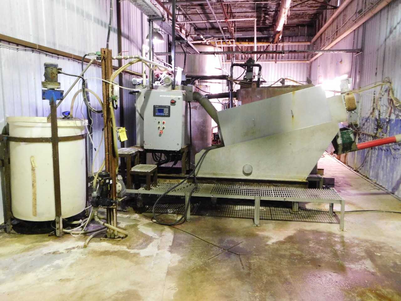 Volute Dehydrator 2006 With 4 Plainview Fiberglass Tanks - PROCESS EQUIPMENT
