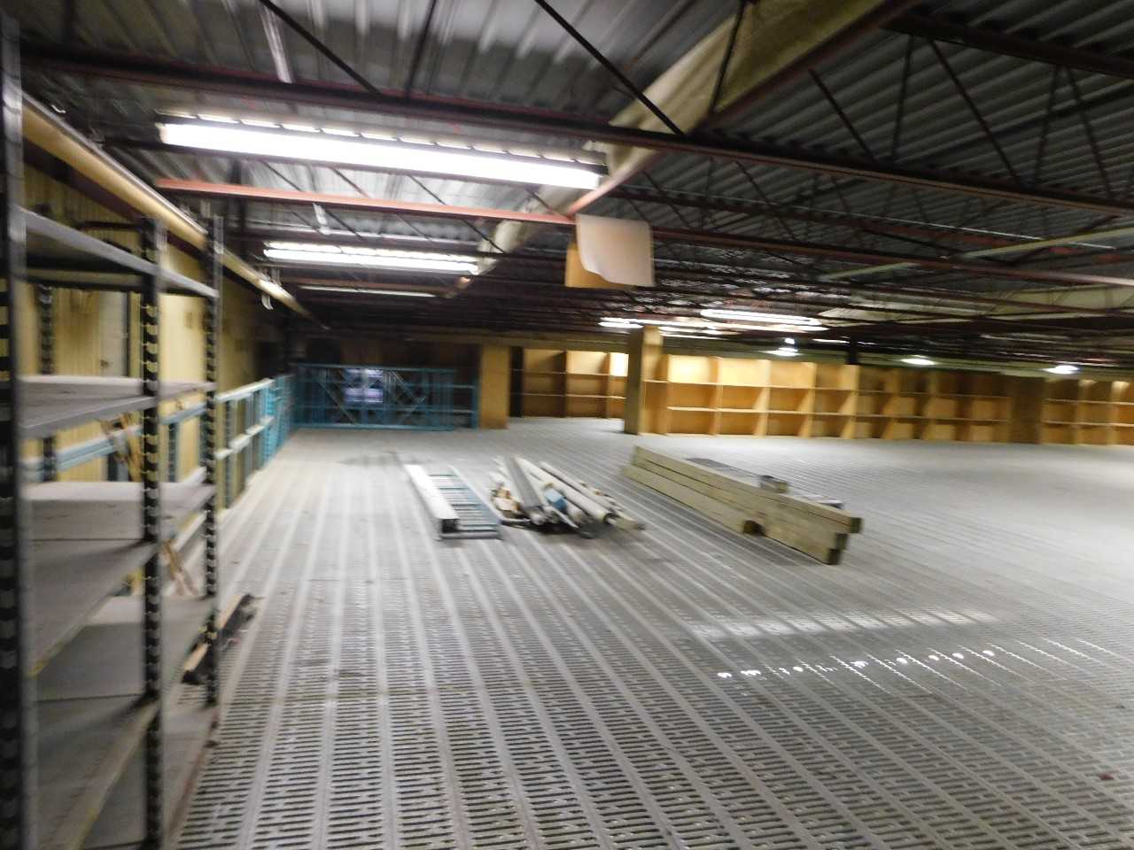 11,900 Sq ft of Mezzanine - MATERIAL HANDLING