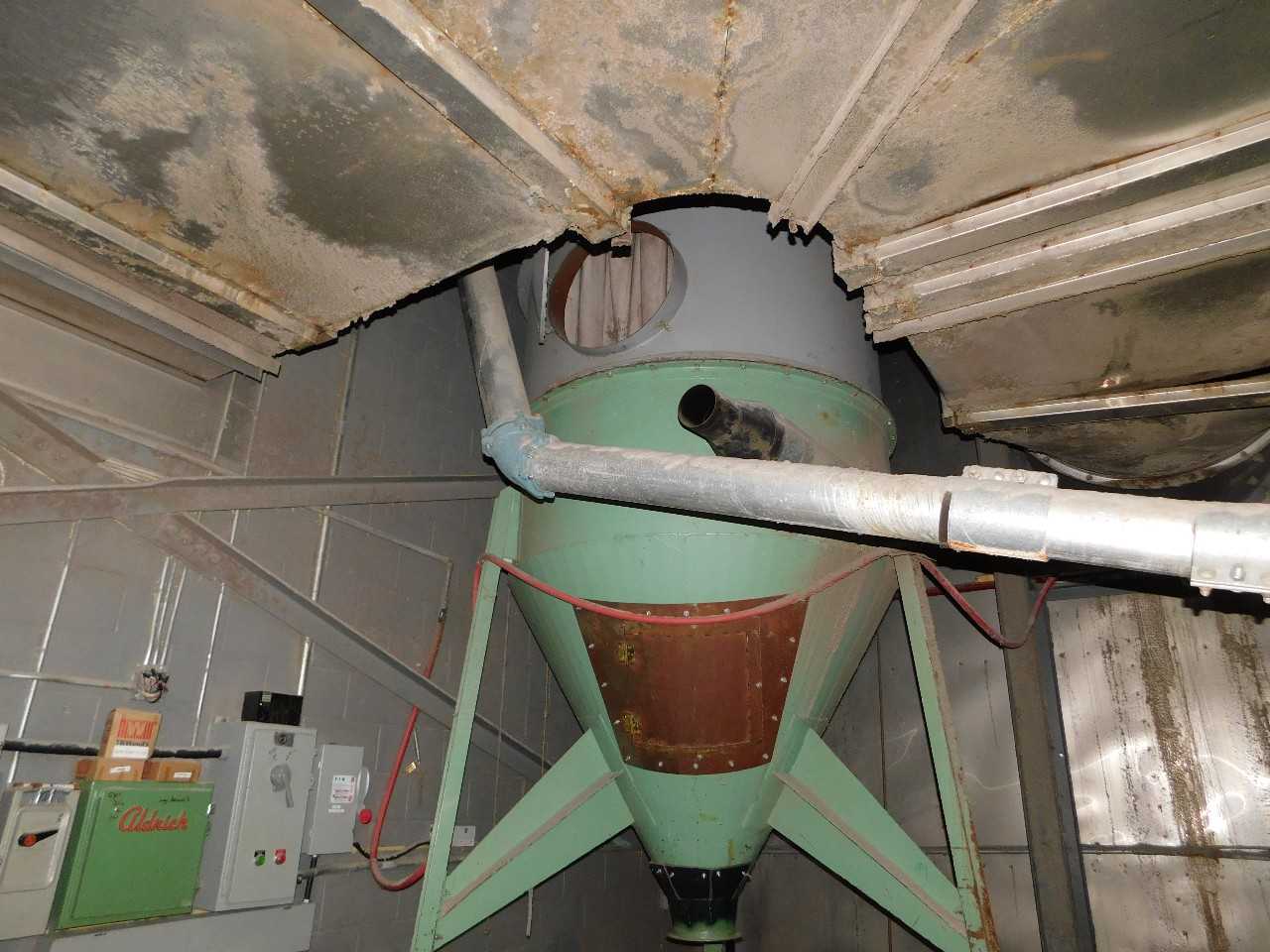 Set of 2 Dust Collectors 1 Large 1 Small - DUST COLLECTOR