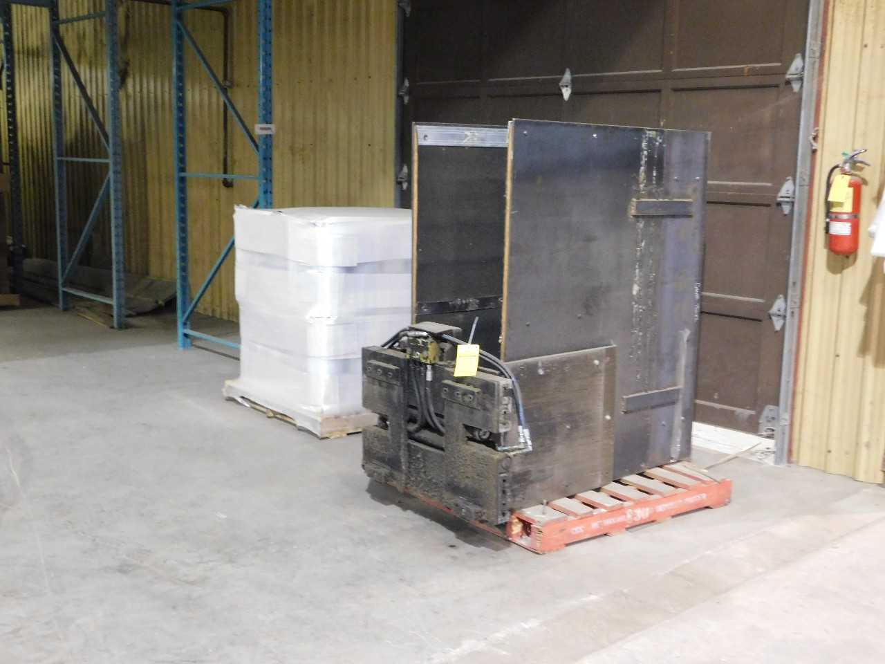 Hydraulic Powered  Forklift Attachment - LIFTING ATTACHMENTS