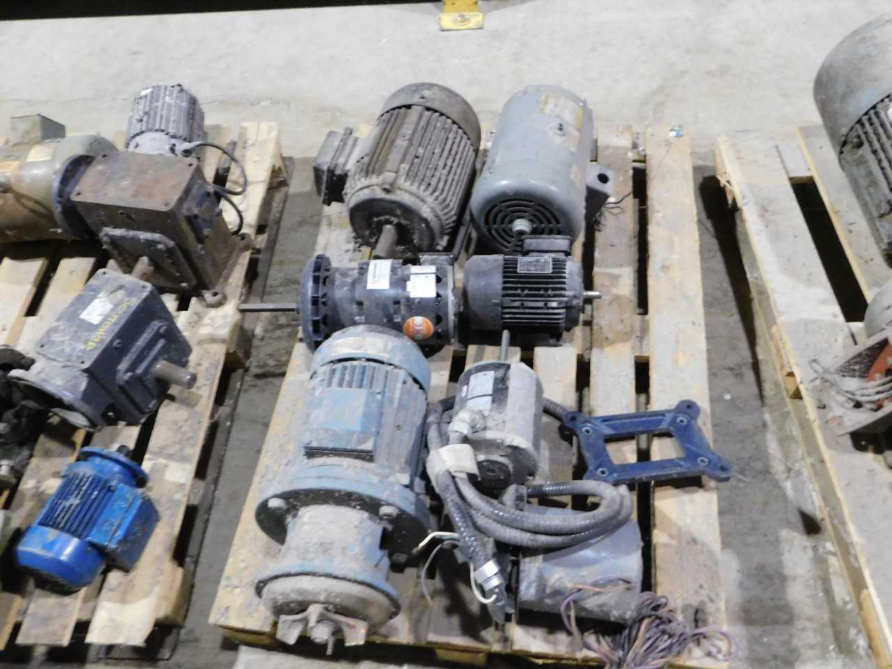 Pallet of 7 Electric Motors - ELECTRIC MOTORS