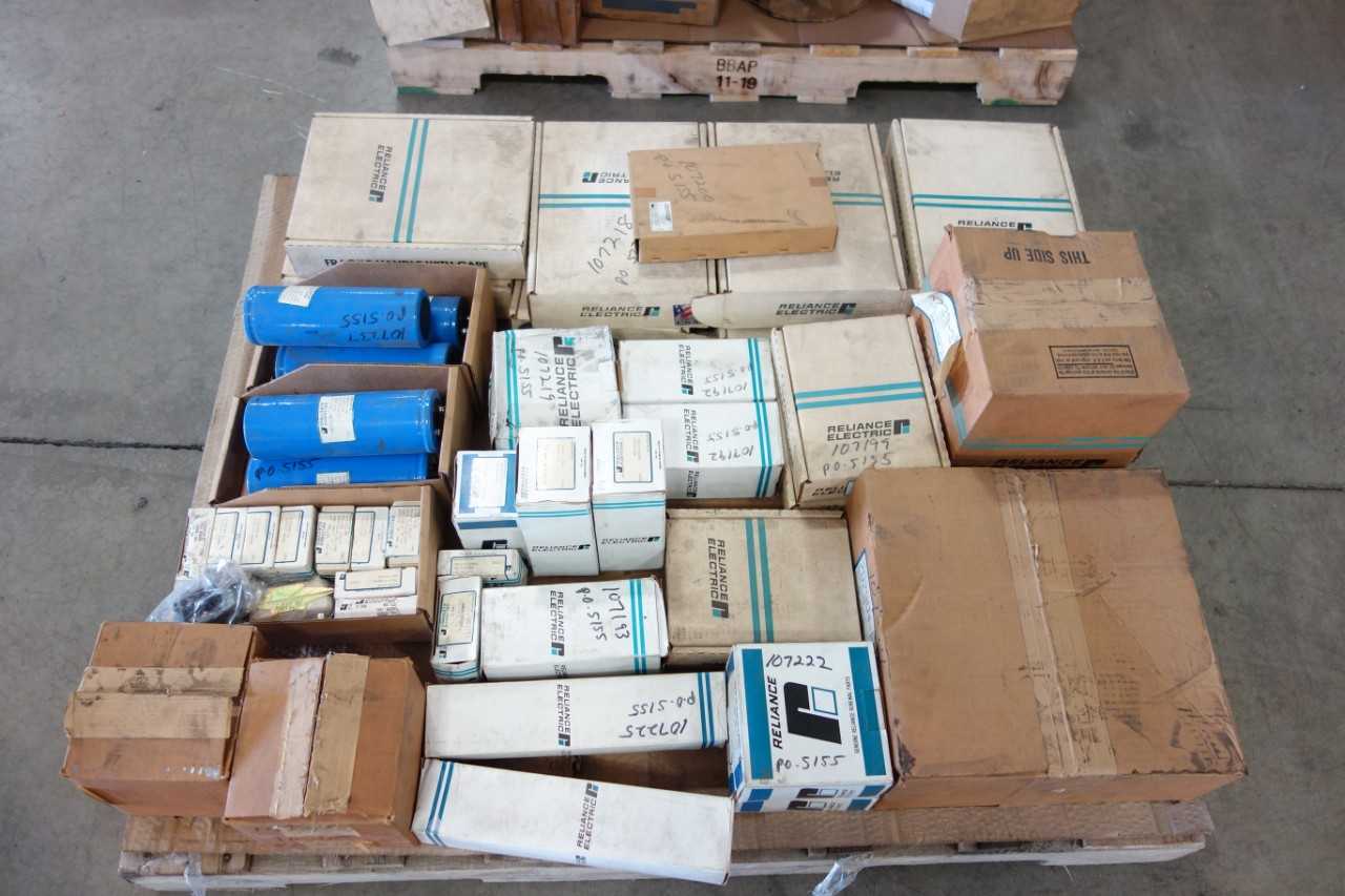 1 PALLET OF RELIANCE ELECTRIC CONTROLS AND ACCESSORIES - ELECTRICAL COMPONENTS