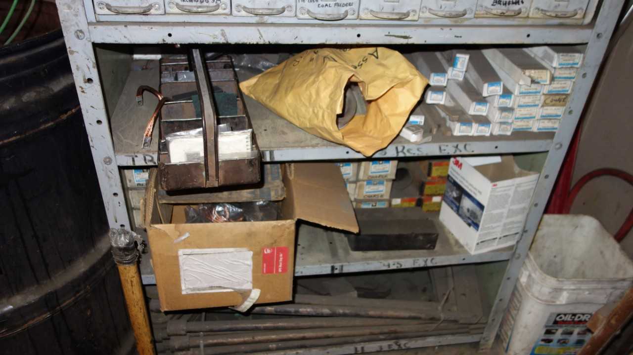 CONTENTS OF SHELF COLUMN, ASSORTED ELECTRICAL - ELECTRICAL COMPONENTS