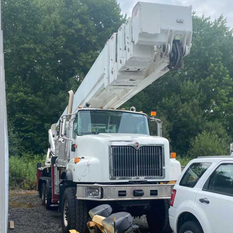 2009 International 5600I Aerial Platform 8x6 Bronto Skylift - HYDRO EXCAVATOR TRUCKS