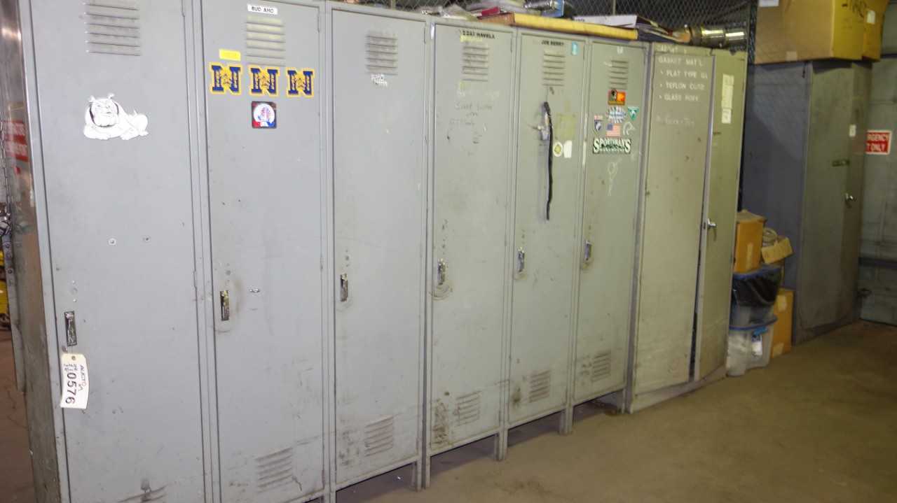 LOT OF 9 LOCKERS AND CABINETS WITH CONTENTS, ASSORTED PACKING MATERIAL - TOOL STORAGE