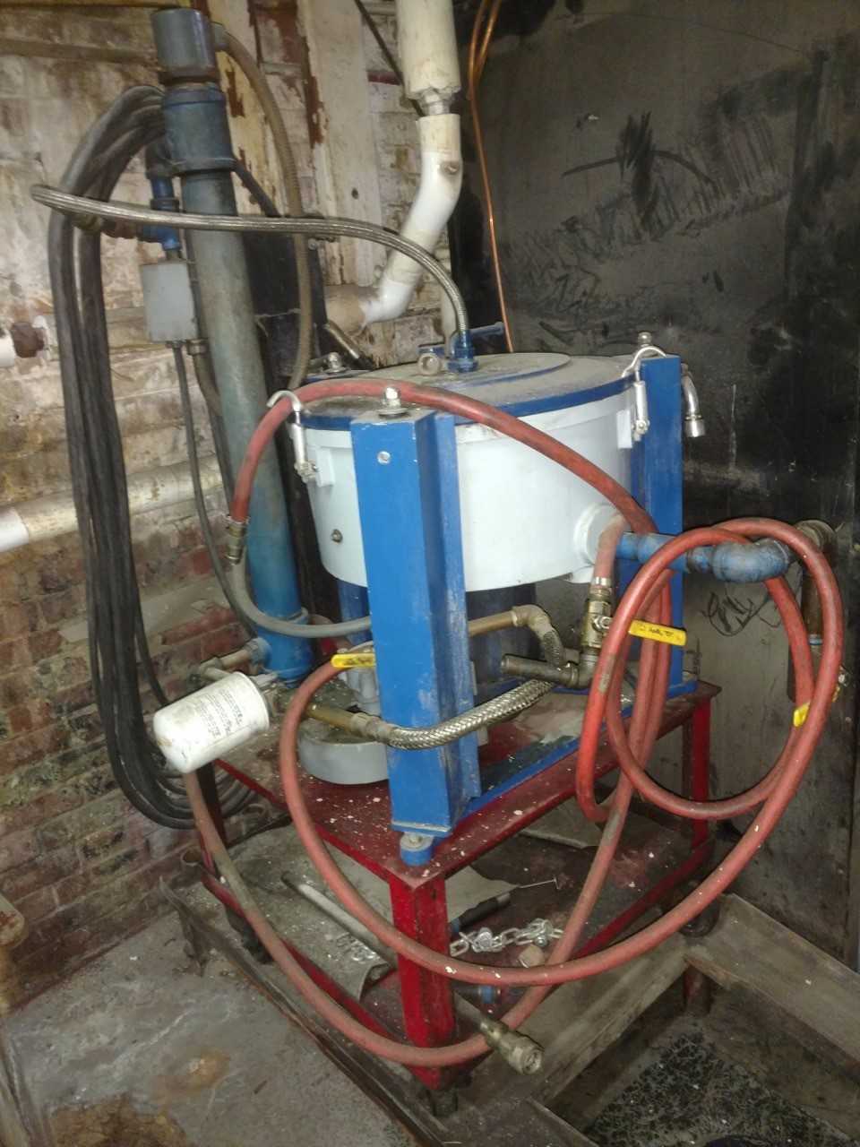 Lavin Lube oil centrifuge water separator - MISCELLANEOUS