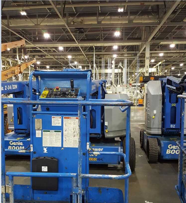 Articulating Boomlift (2002) - INDUSTRIAL PARTS