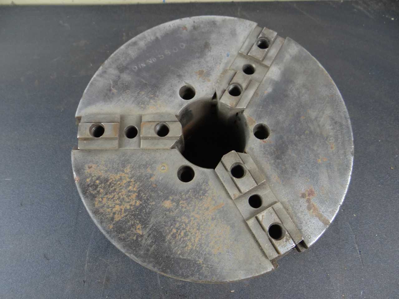 UNION MFG 9 INCH LATHE CHUCK 3 JAW D1 6 MOUNT - HOLEMAKING TOOLS