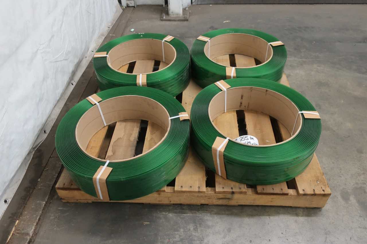 LOT OF 4 ROLLS OF AAR 65 POLYESTER STRAPPING, 3\4 IN - ELECTRIC POWER TOOLS