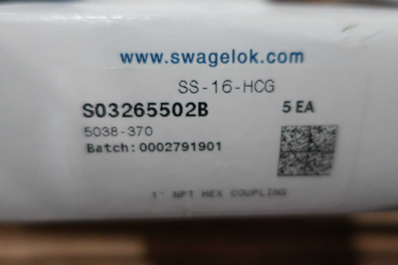 LOT OF ASSORTED SWAGELOK FITTINGS - PROCESS EQUIPMENT