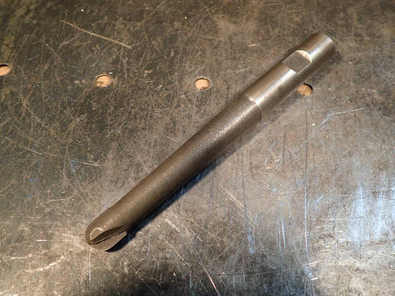 1/2" Ball Nose Copy Mill Milling Cutter: Carbide Tipped 5/8" Straight Shank - MACHINE TOOLING
