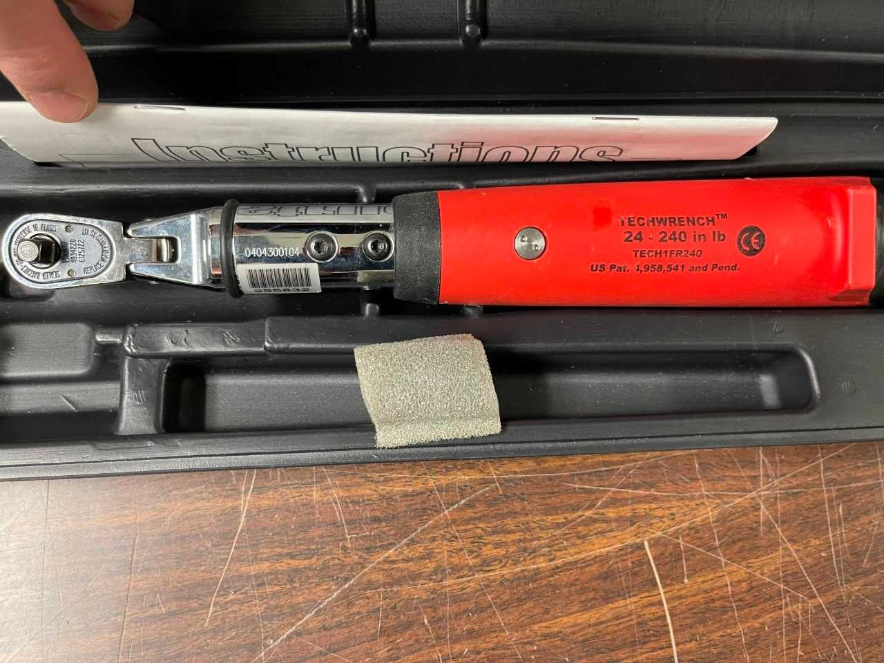 Snap-on 24-240 in Lb Digital Torque Wrench - HAND TOOLS
