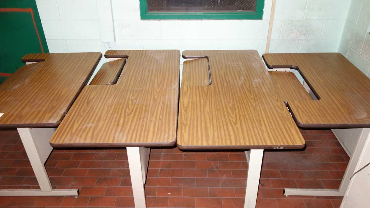 ASSORTED LOF OF 4 OFFICE DESKS - PLANT & FACILITY