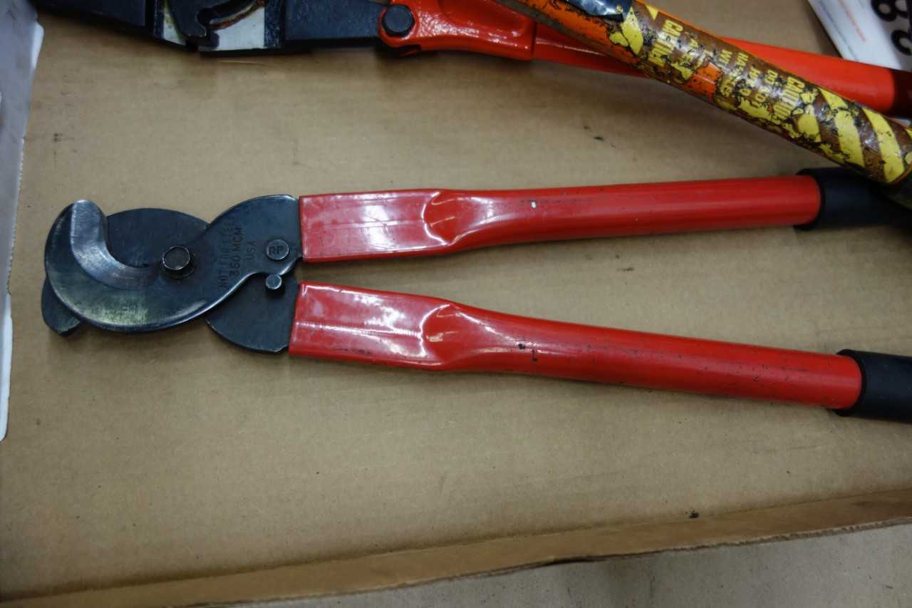 LOT OF 3 ASSORTED CUTTERS - ELECTRIC POWER TOOLS