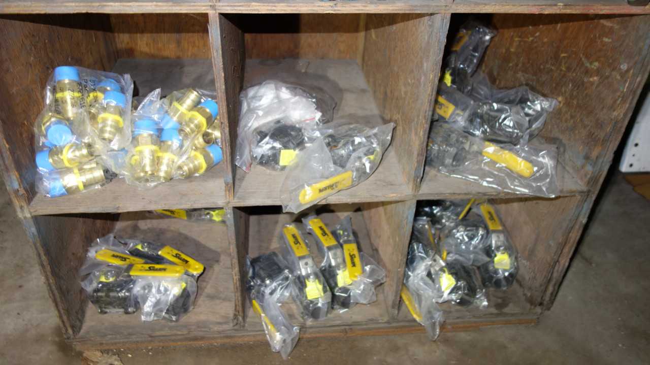 LOT OF ASSORTED VALVES, FITTINGS WITH WOOD SHELVING - SHELVING