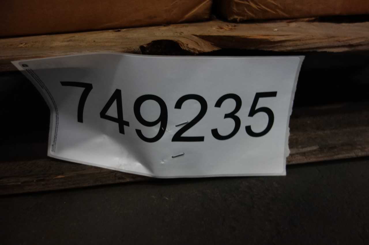 1 PALLET OF ASSORTED PUMP PARTS & ACCESSORIES- FLOWSERVE - PUMPS