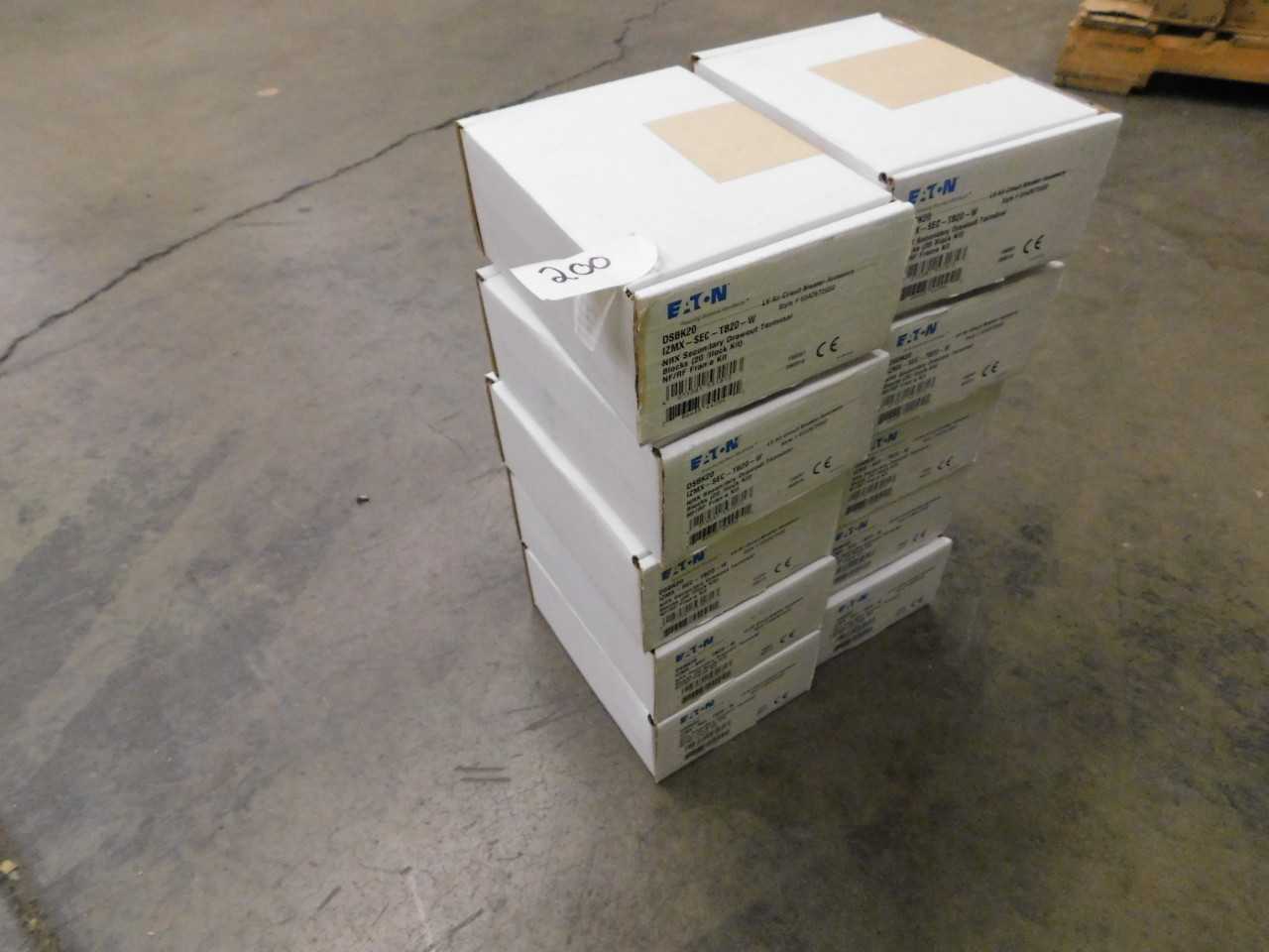 Lot of 10 NRX Secondary Drawout Terminals - ELECTRICAL COMPONENTS