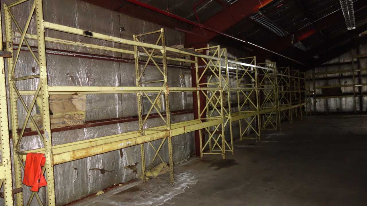 67FT OF STEEL RACKING - 12' HIGH x 3' DEEP 9ft Sections + 4ft END SECTION - PALLET RACKING