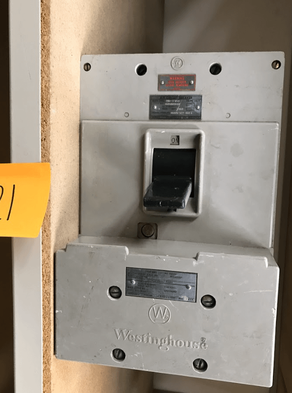 Westinghouse - CIRCUIT BREAKERS