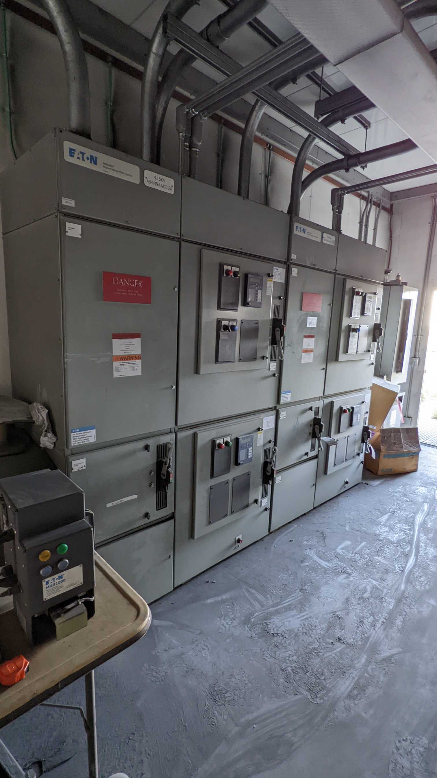 AMPGARD MEDIUM VOLTAGE MOTOR CONTROL 4.16KV - SWITCHGEAR