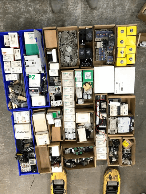 Assorted Lot of Electrical Controls (4) - AUTOMATION & CONTROLS