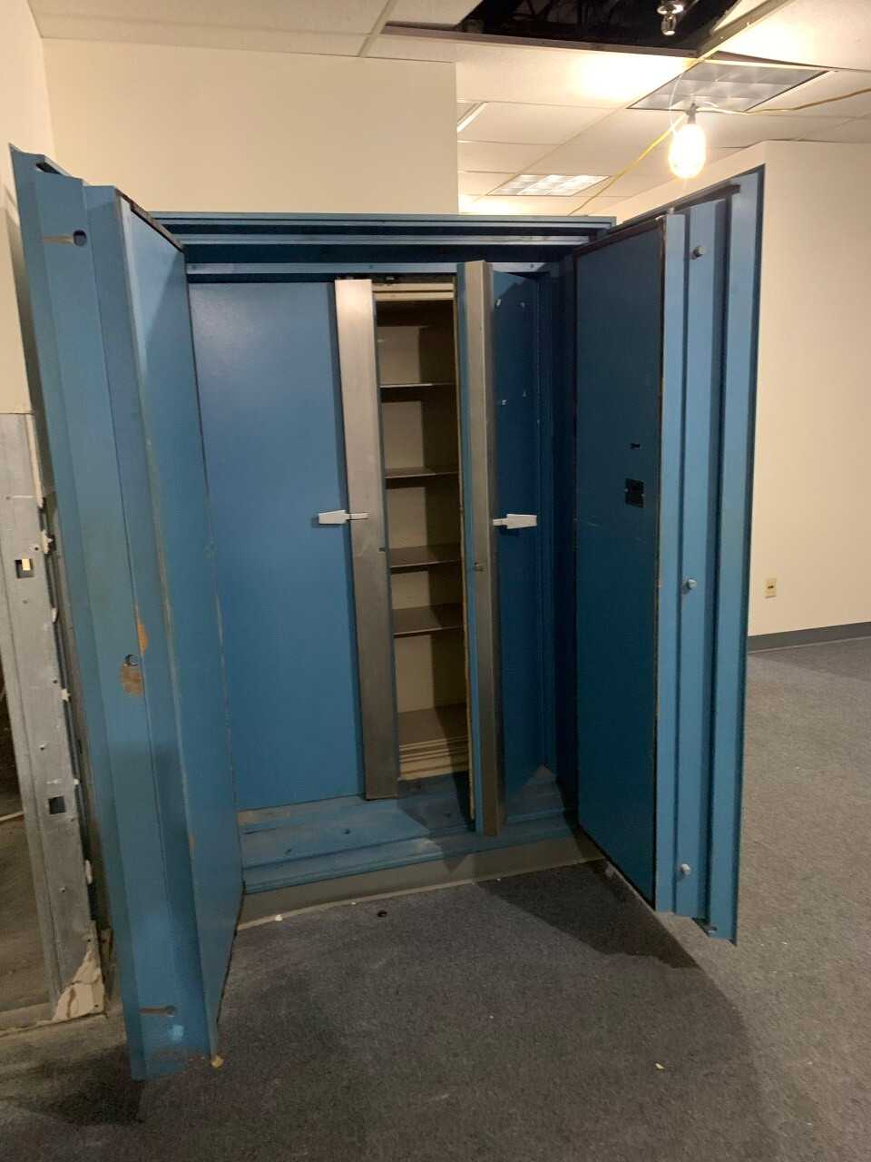 Diebold Data Safe - TOOL STORAGE