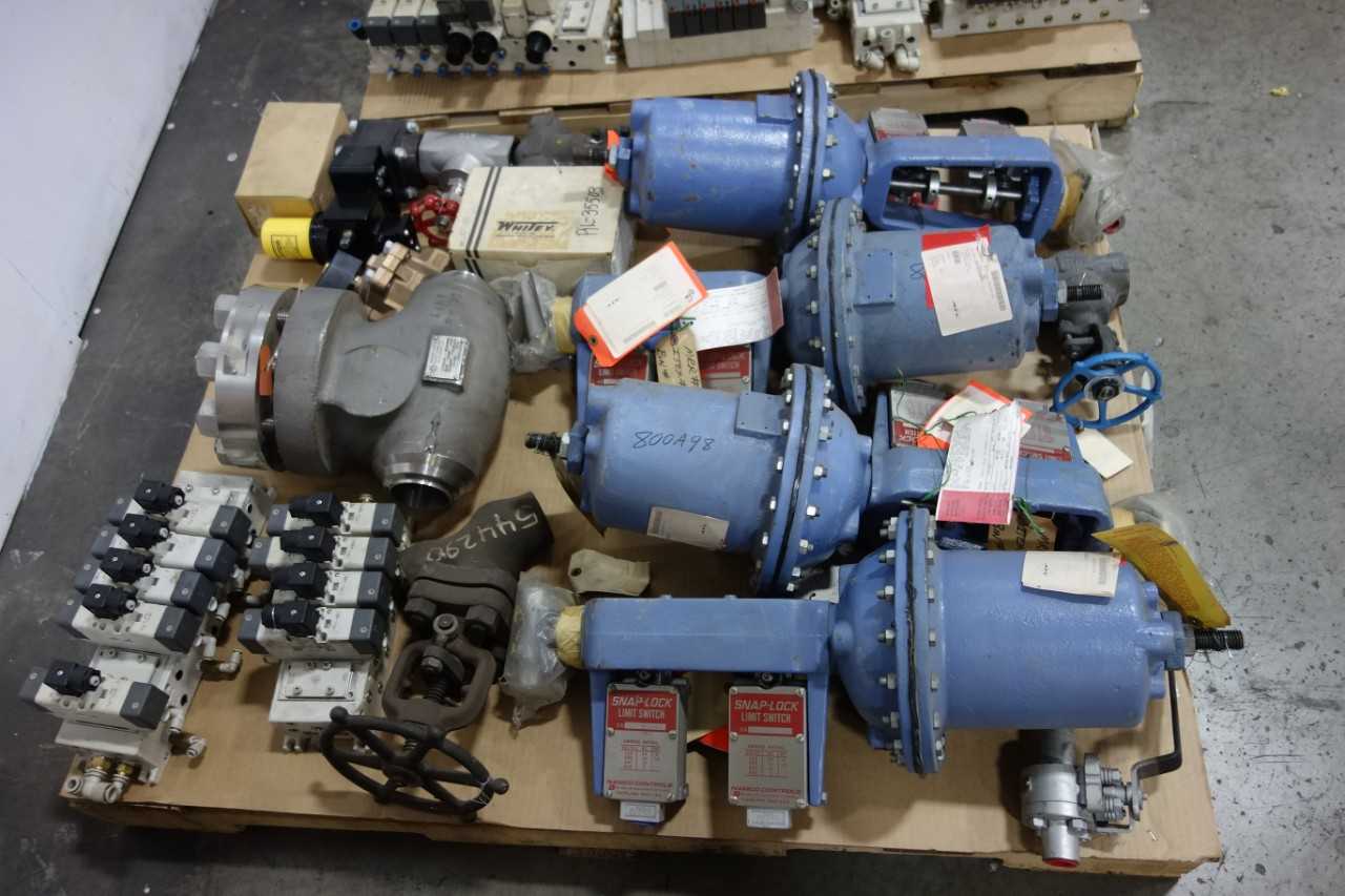 2 PALLETS OF ASSORTED VALVES - VALVES