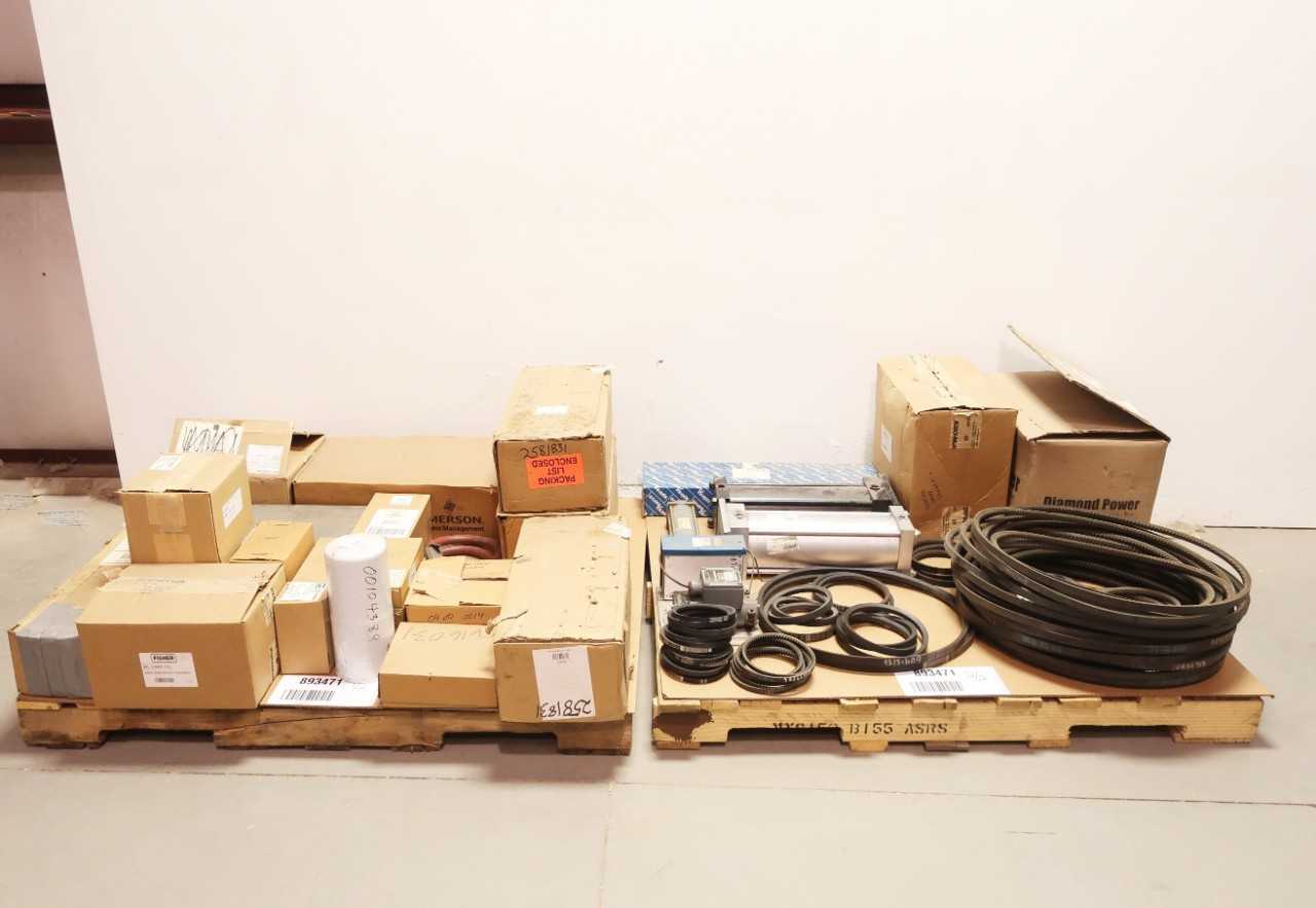 2 PALLETS OF FILTERS, CYLINDERS, V-BELTS, TEMPERATURE CONTROLLERS - TEMPERATURE CONTROLLERS