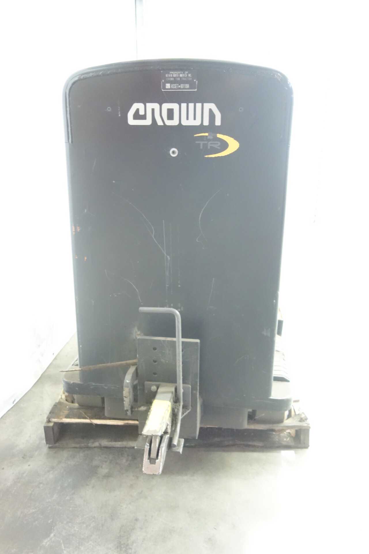 CROWN TR 3600-200 ELECTRIC RIDER TOW TRACTOR - MATERIAL HANDLING