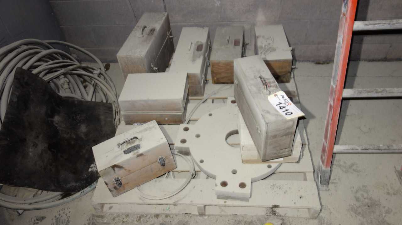 SKID OF YARWAY VALVE RESEALING KITS - VALVES
