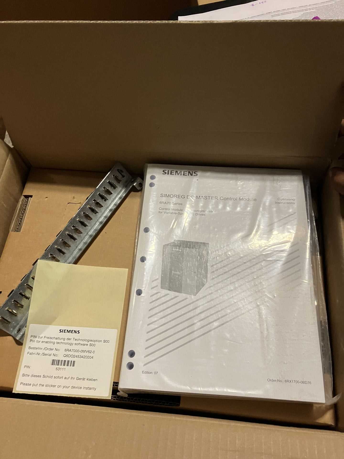 SIEMENS 6RA7000-0MV62-0-Z DC DRIVE - DC DRIVES SIEMENS 6RA7000-0MV62-0-Z DC DRIVE - DC DRIVES