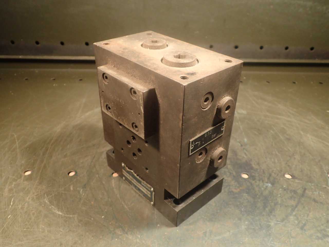 Bosch D-813-228-477 SH5-0-864-0 Steel Hydraulic Manifold Block End - PNEUMATIC VALVE