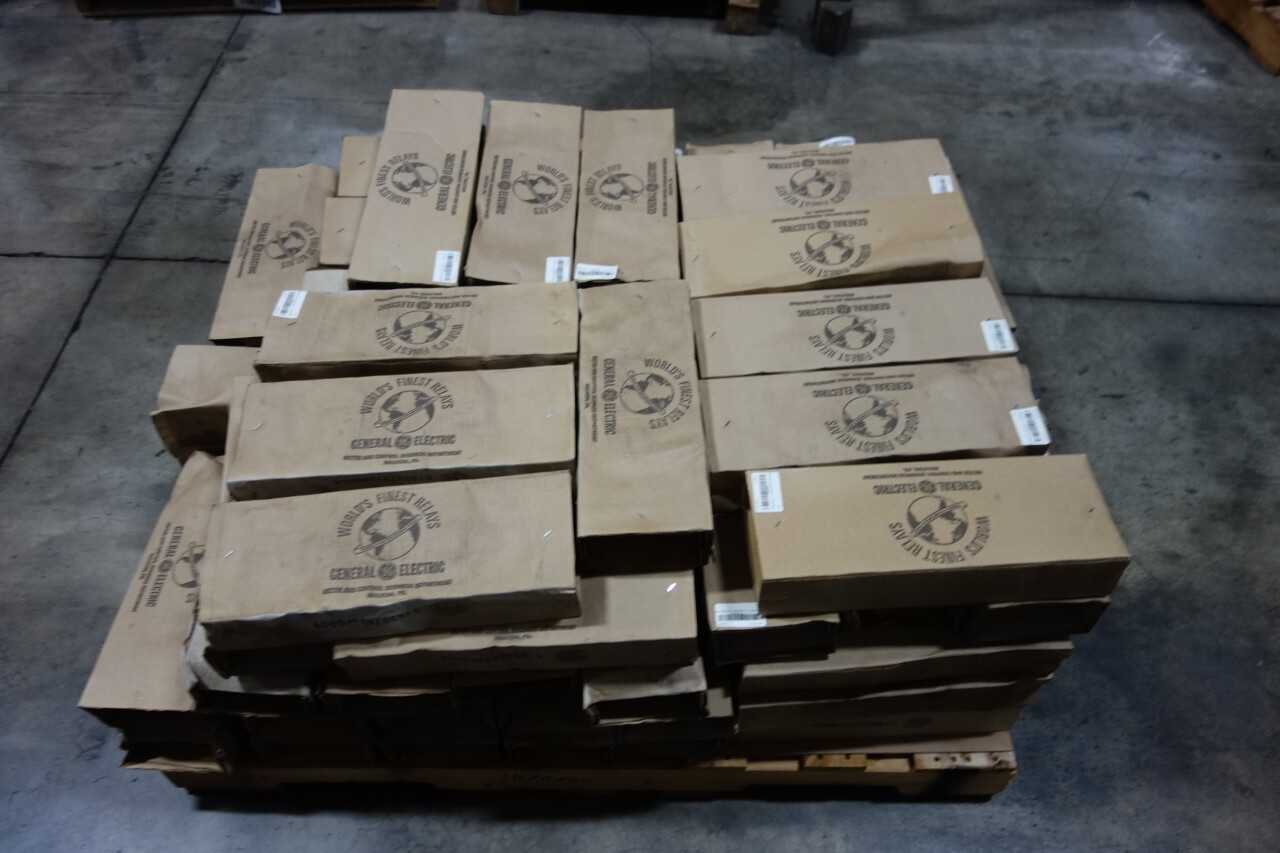 PALLET OF GENERAL ELECTRIC 16SB9DB374SSM2L ROTARY CAM SWITCHES - AUTOMATION & CONTROLS