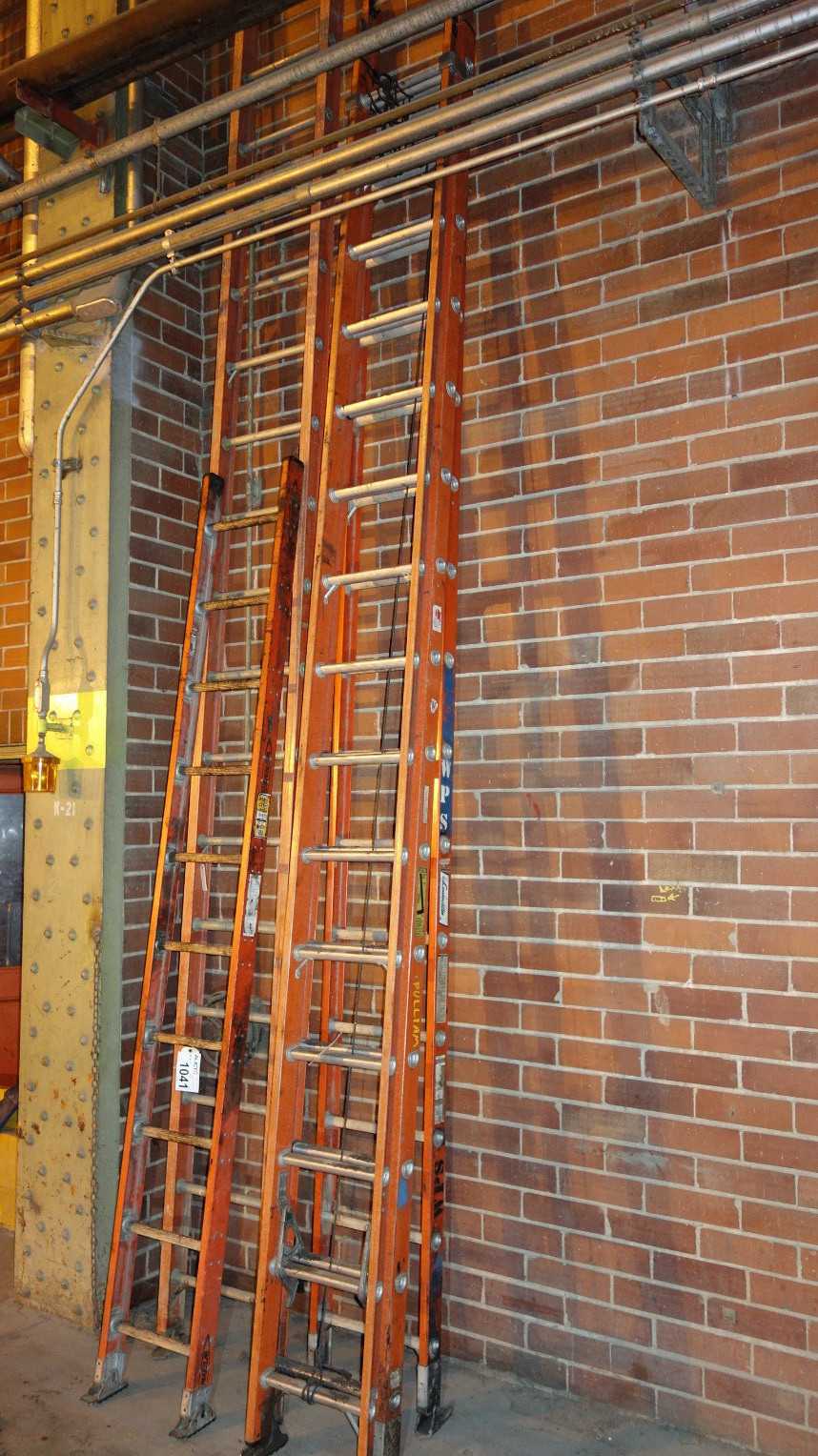 LOT OF 2 ASSORTED LADDERS, LOUISVILLE - MATERIAL HANDLING